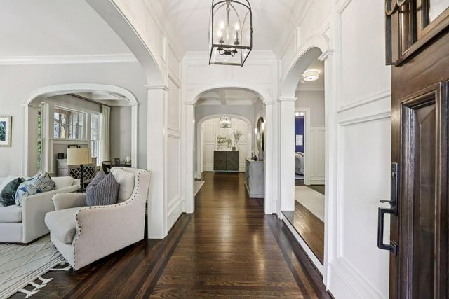 906 Arlington Place, Atlanta, GA 30306