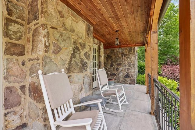 906 Arlington Place, Atlanta, GA 30306