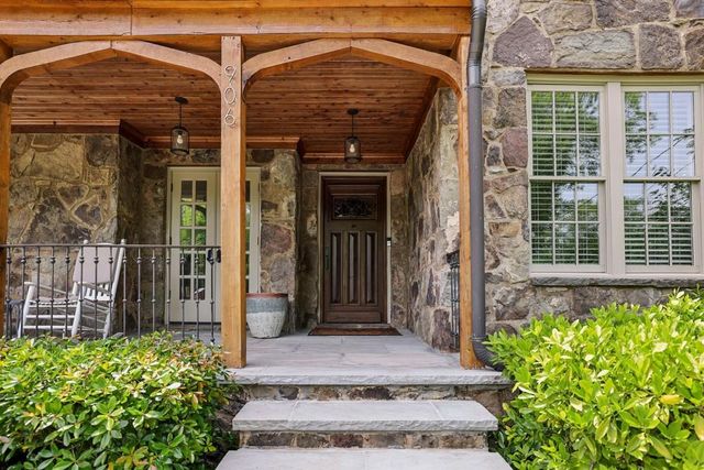 906 Arlington Place, Atlanta, GA 30306