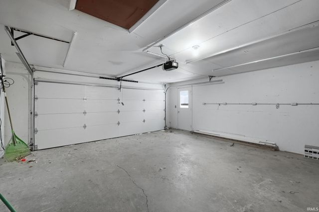 1301 Superior Drive, Auburn, IN 46706