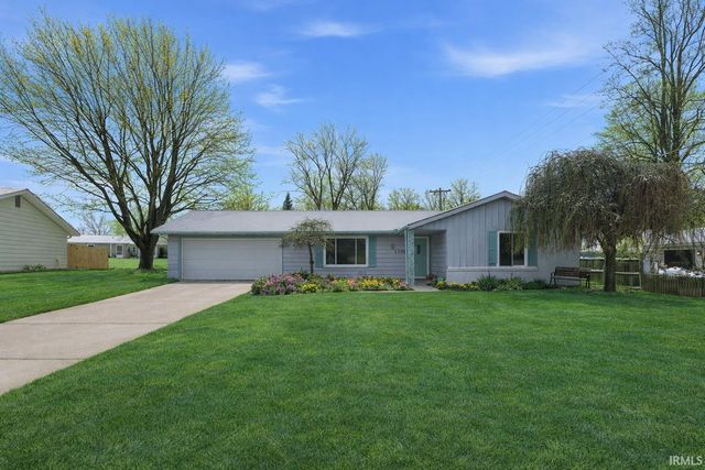 1301 Superior Drive, Auburn, IN 46706