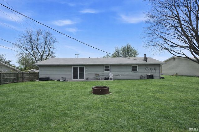 1301 Superior Drive, Auburn, IN 46706