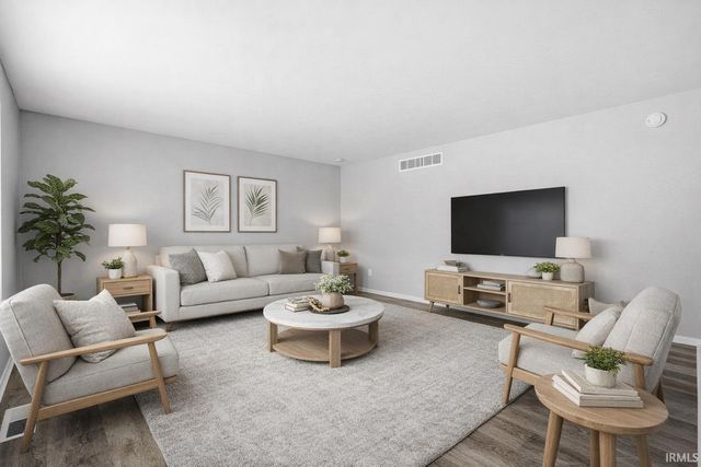 1301 Superior Drive, Auburn, IN 46706