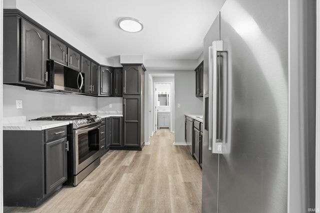 1301 Superior Drive, Auburn, IN 46706