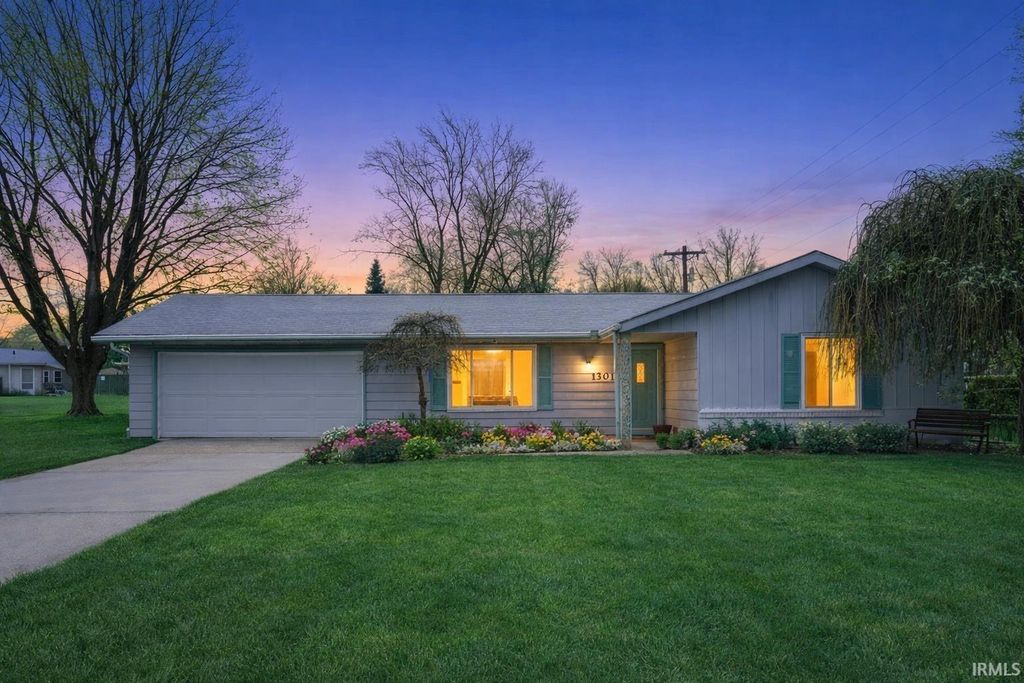1301 Superior Drive, Auburn, IN 46706