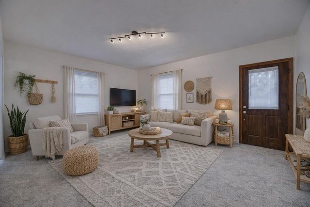 1736 Chapman Avenue, Beloit, WI 53511