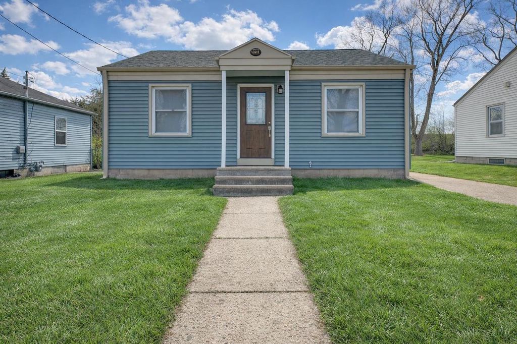 1736 Chapman Avenue, Beloit, WI 53511