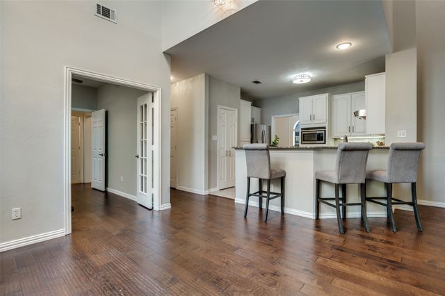 3840 Azure Lane, Addison, TX 75001