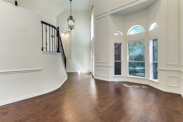 3840 Azure Lane, Addison, TX 75001