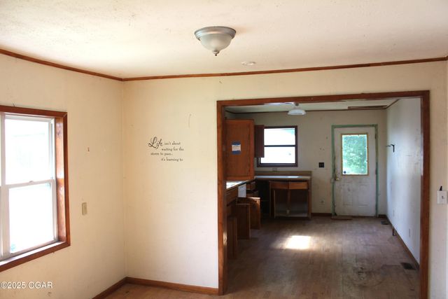 2414 W 4th Street, Joplin, MO 64801