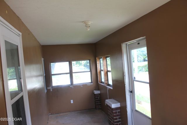 2414 W 4th Street, Joplin, MO 64801
