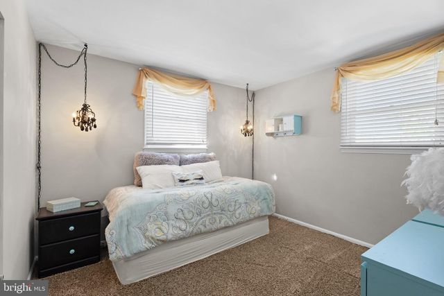 32 LINCOLN DR, Clementon, NJ 08021