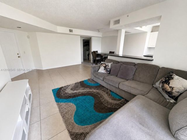 9645 NW 1st Ct 1-110, Pembroke Pines, FL 33024