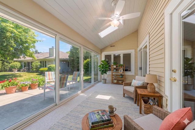 11014 MEQUON SQUARE DRIVE, Mequon, WI 53092