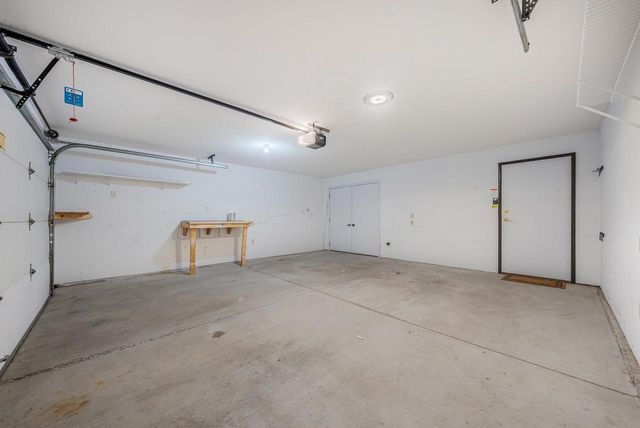 11014 MEQUON SQUARE DRIVE, Mequon, WI 53092