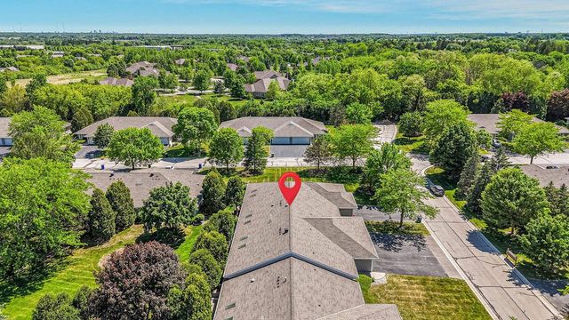 11014 MEQUON SQUARE DRIVE, Mequon, WI 53092