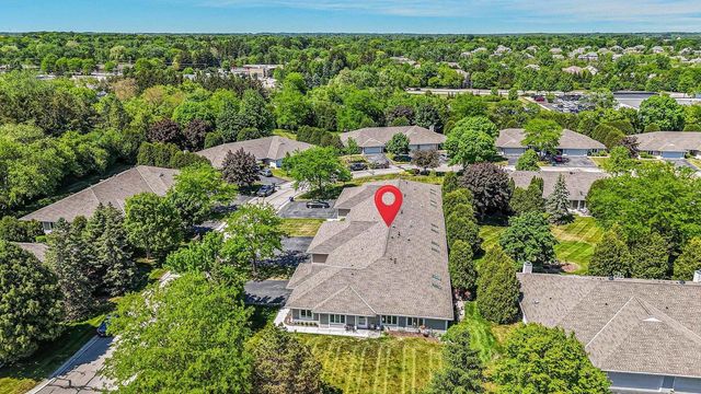 11014 MEQUON SQUARE DRIVE, Mequon, WI 53092