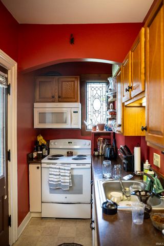 1115 W Wayne Street, Fort Wayne, IN 46802