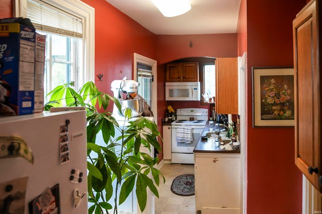 1115 W Wayne Street, Fort Wayne, IN 46802