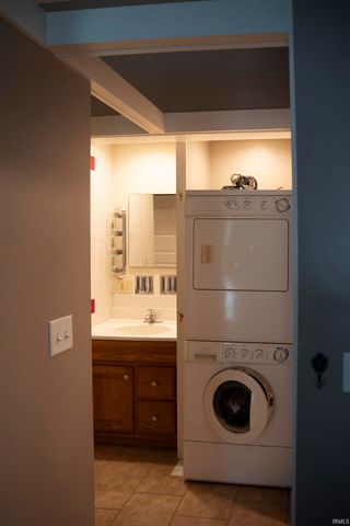 1115 W Wayne Street, Fort Wayne, IN 46802