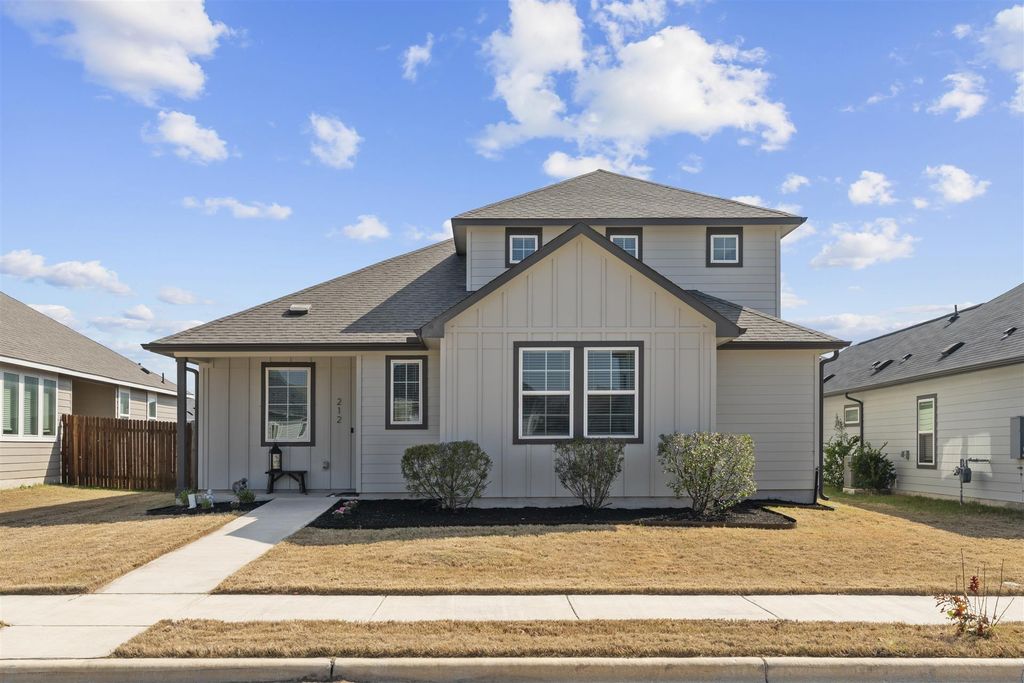 212 Oldbridge DR, Hutto, TX 78634