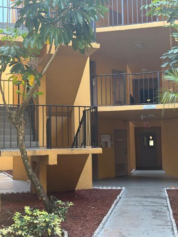 4394 NW 9th Avenue 20-1a, Pompano Beach, FL 33064