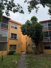 4394 NW 9th Avenue 20-1a, Pompano Beach, FL 33064