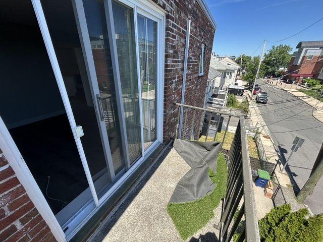 2 Meacham Street 6, Somerville, MA 02145