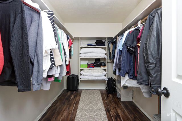 2522 N Snow Hawk, Kuna, ID 83634