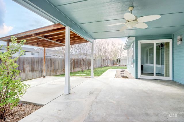 2522 N Snow Hawk, Kuna, ID 83634