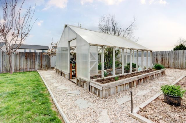 2522 N Snow Hawk, Kuna, ID 83634