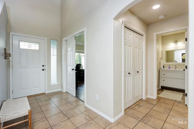 2522 N Snow Hawk, Kuna, ID 83634