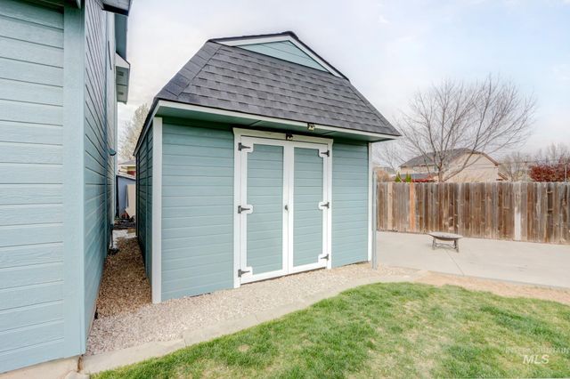 2522 N Snow Hawk, Kuna, ID 83634