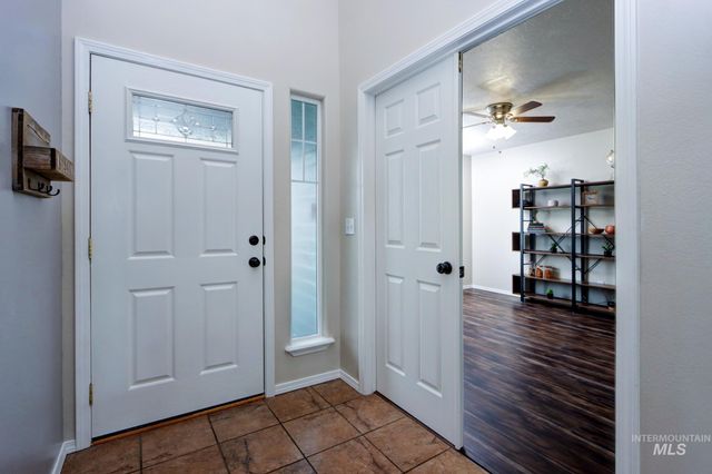 2522 N Snow Hawk, Kuna, ID 83634