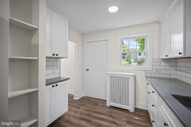 5 MONUMENT AVE, Hamilton, NJ 08619