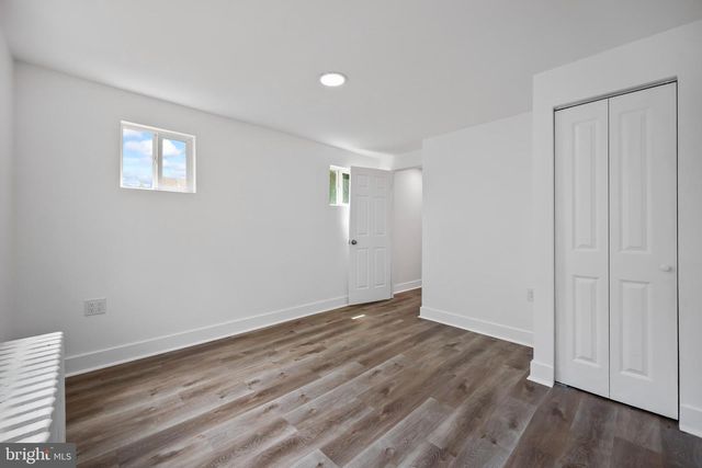 5 MONUMENT AVE, Hamilton, NJ 08619