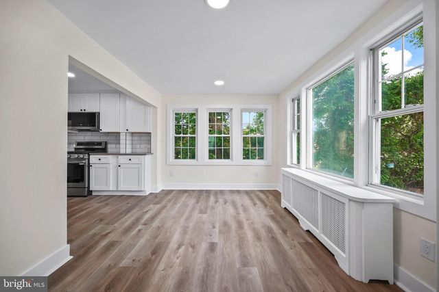 5 MONUMENT AVE, Hamilton, NJ 08619