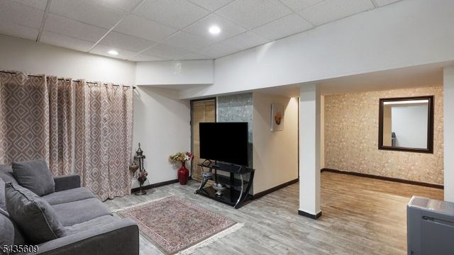 288 Crabtree Ct, Bernards Twp., NJ 07920