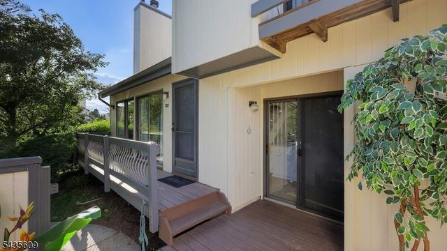 288 Crabtree Ct, Bernards Twp., NJ 07920