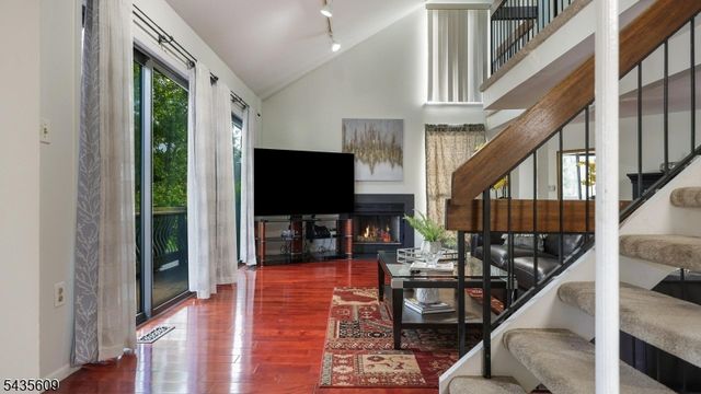 288 Crabtree Ct, Bernards Twp., NJ 07920
