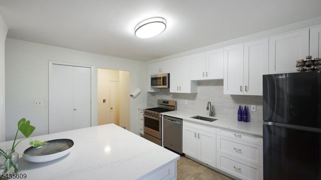 288 Crabtree Ct, Bernards Twp., NJ 07920