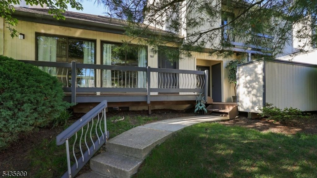 288 Crabtree Ct, Bernards Twp., NJ 07920