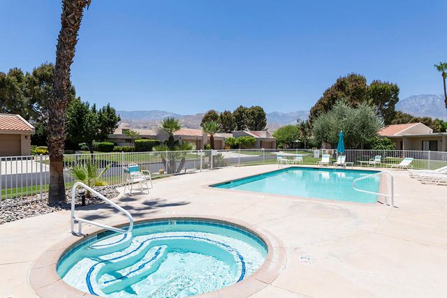 35918 Paseo Circulo E, Cathedral City, CA 92234