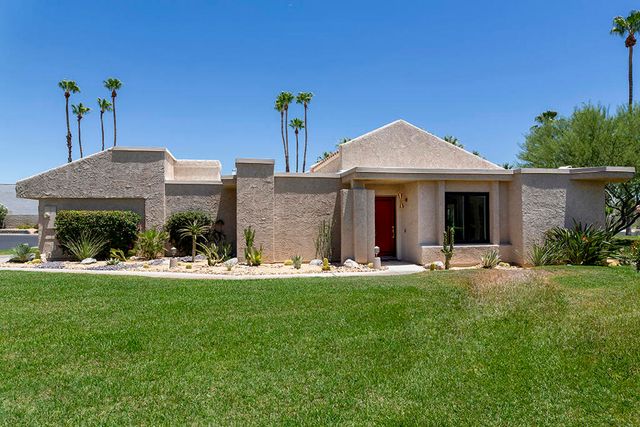 35918 Paseo Circulo E, Cathedral City, CA 92234