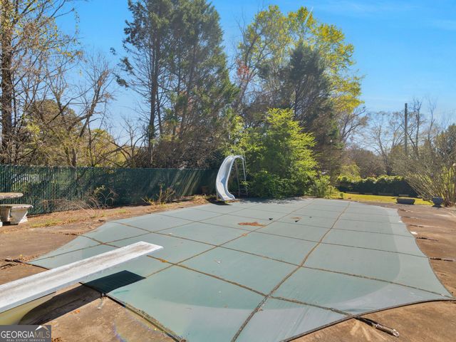 209 Founders Drive, Barnesville, GA 30204