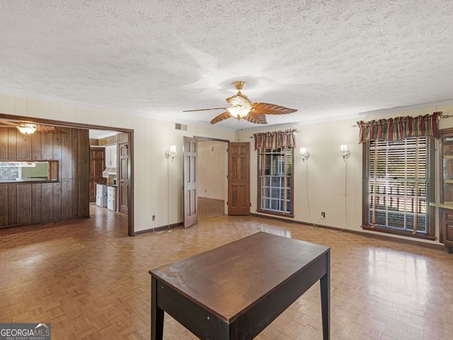 209 Founders Drive, Barnesville, GA 30204