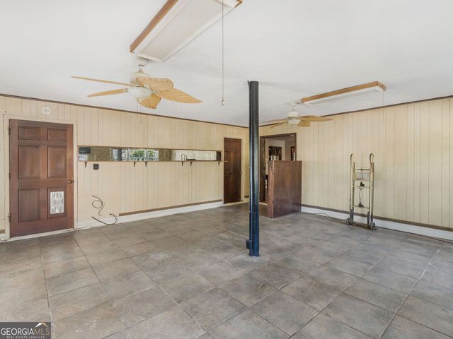 209 Founders Drive, Barnesville, GA 30204