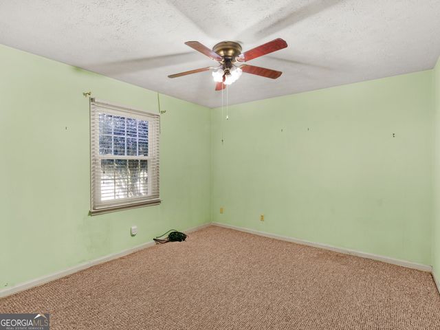 209 Founders Drive, Barnesville, GA 30204