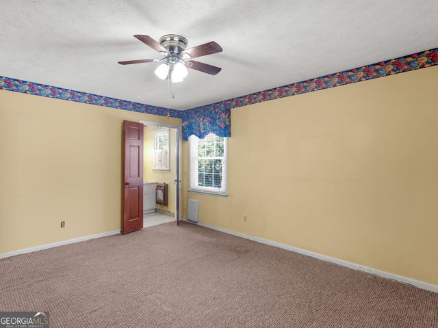 209 Founders Drive, Barnesville, GA 30204