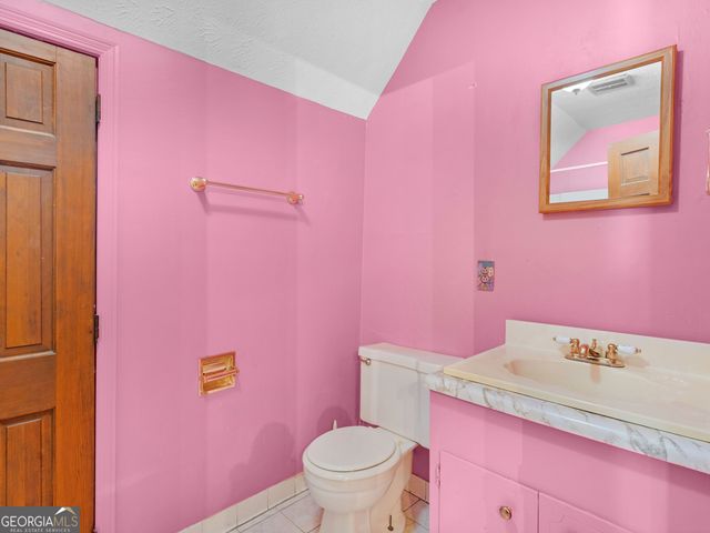 209 Founders Drive, Barnesville, GA 30204